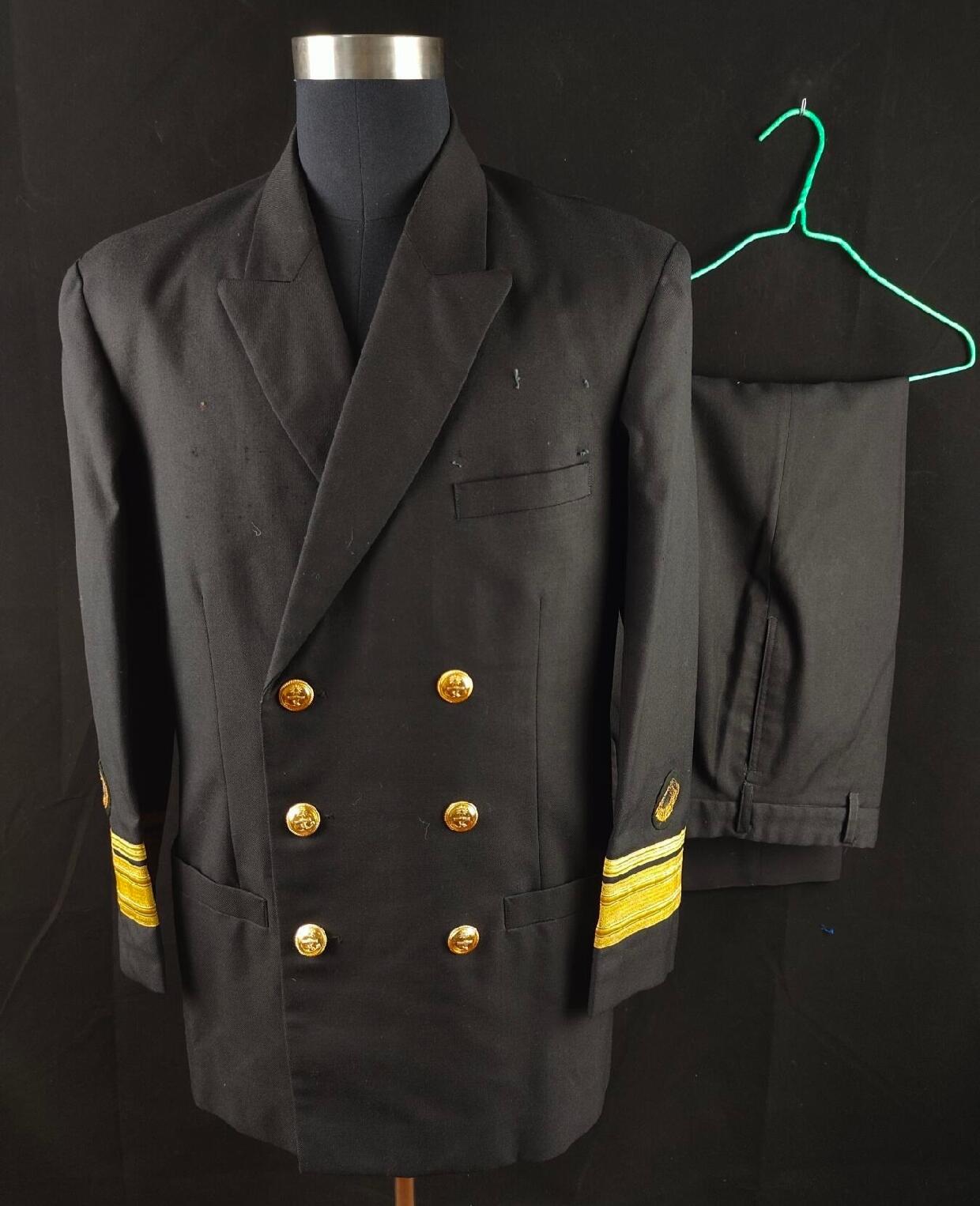 0元起拍勋章 第321期 咸鱼国勋章拍卖专场 12月28日（周日）下午6：00开始