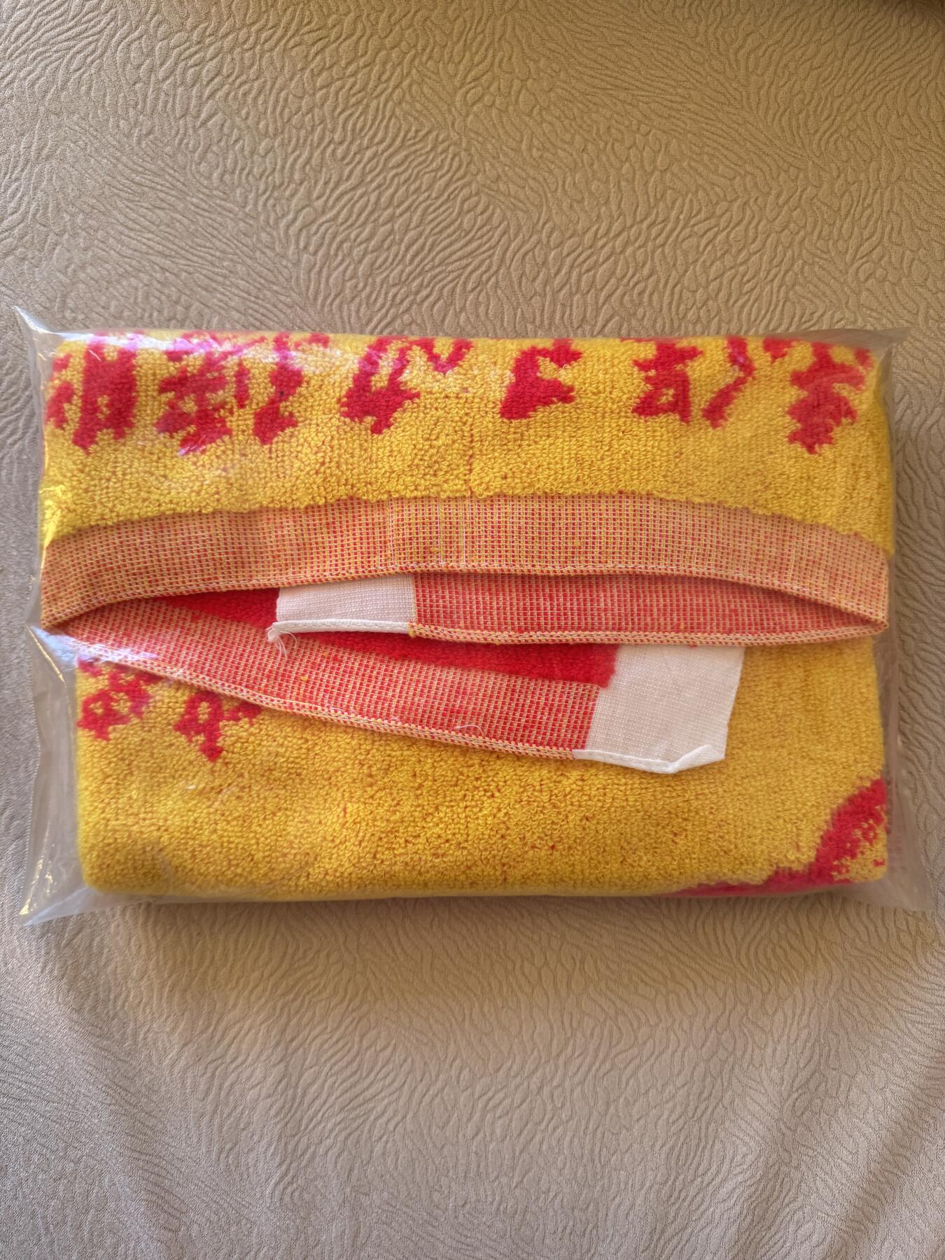 五哥徽章群   27号周六晚上八点4群联拍 毛巾