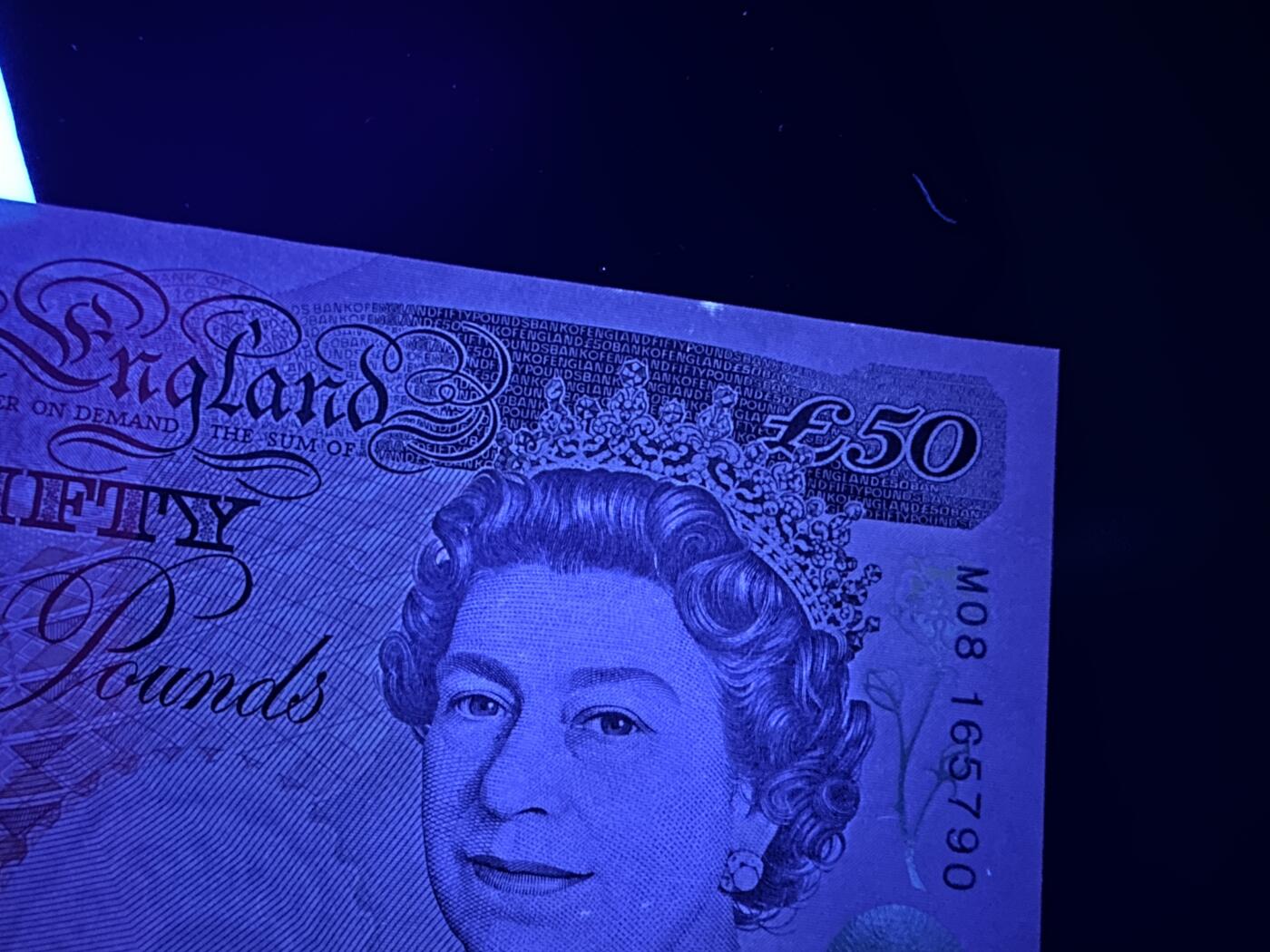 《外钞收藏家》第五百九十七期（年底收官场）（本平台长期征集拍品、欢迎藏友们联系合作）