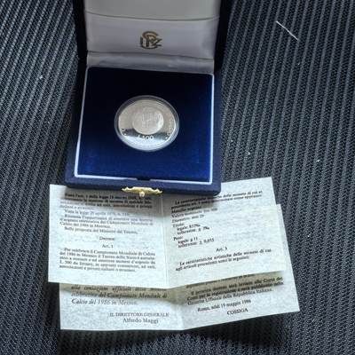 道一币馆币章第一百六十二场 - 原盒证 意大利1986墨西哥世界杯500里拉精制银币 20745