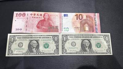 《外钞收藏家》第五百九十七期（年底收官场）（本平台长期征集拍品、欢迎藏友们联系合作） - 台币100非全新+四签10欧元、1美元2张全新一起 