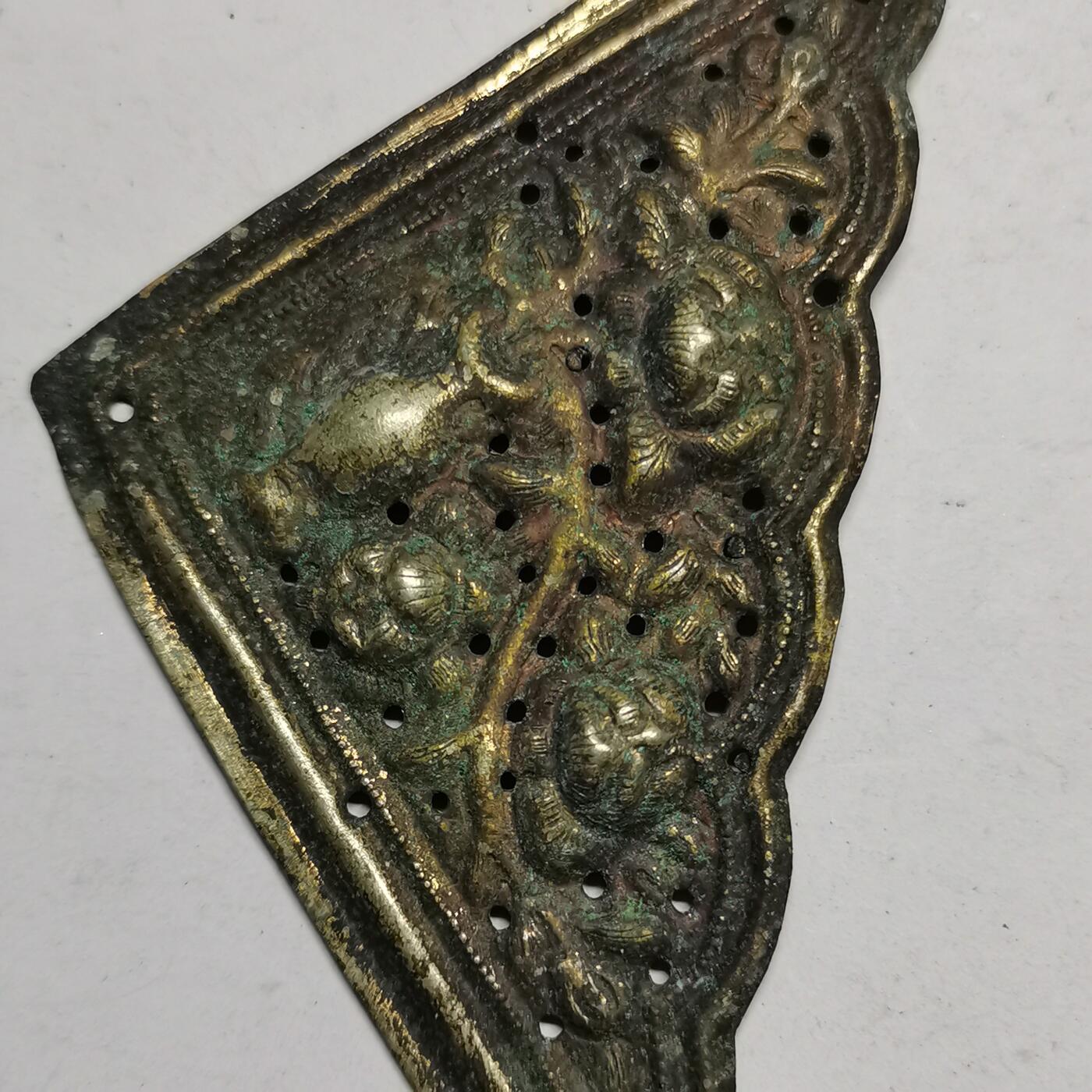 杂件专场90期 清代老银鎏金花纹边角花