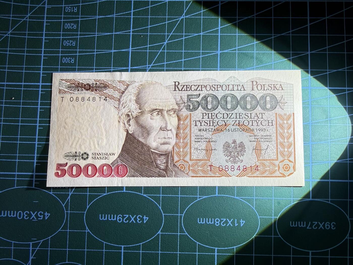 【炜奕收藏】，第五十四期，本场佣金已改，请大家注意 1993年波兰50000兹罗提，UNC品相