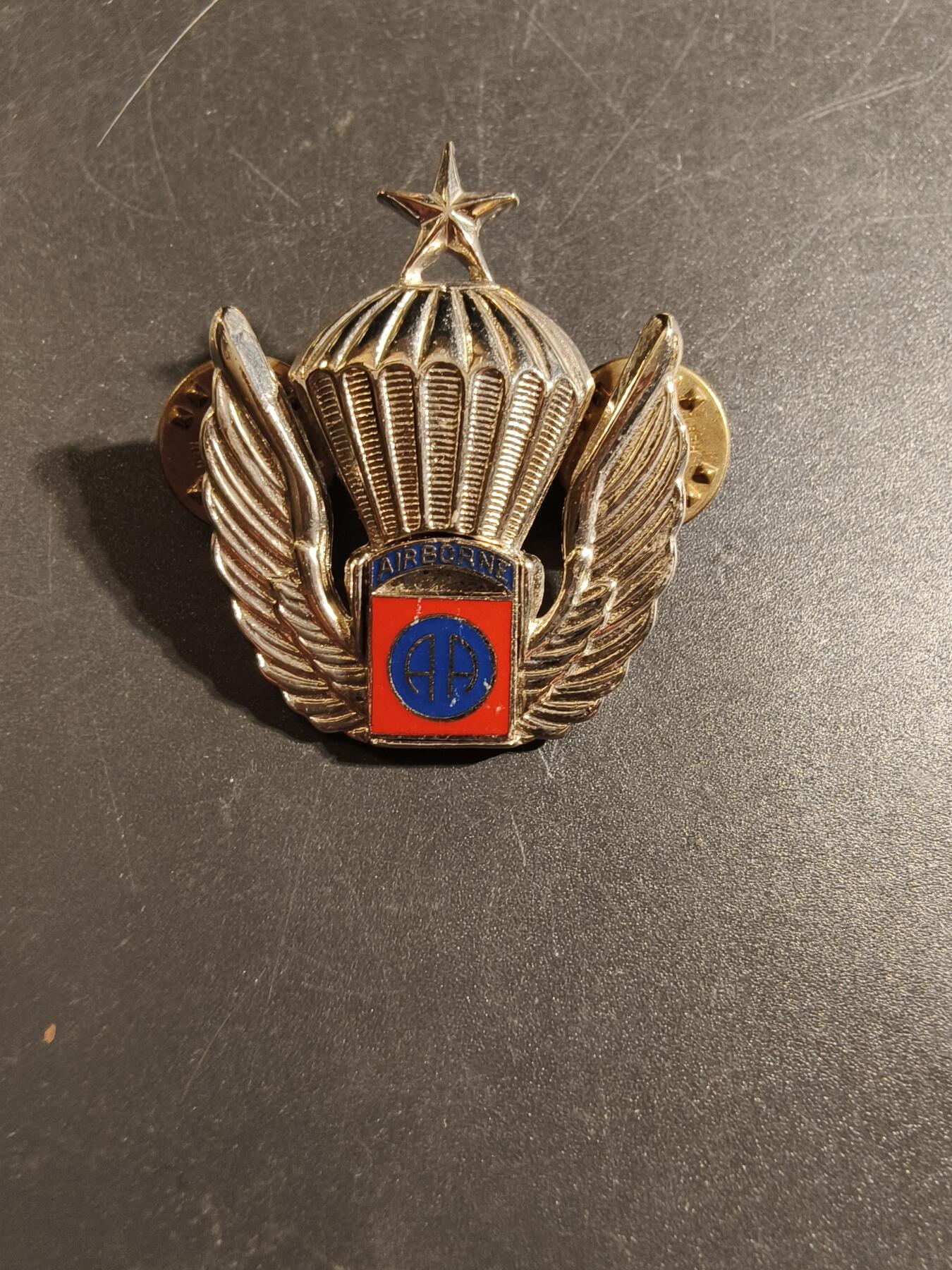 老王徽章第172期 美国第82空降师伞降证章   中级