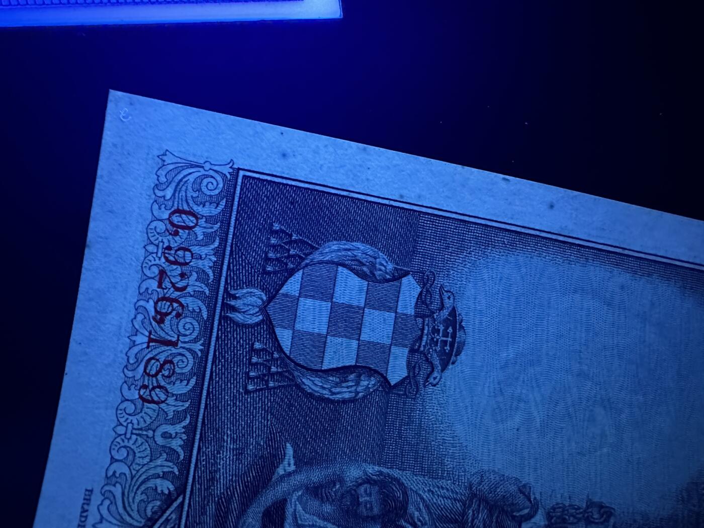 《外钞收藏家》第五百九十七期（年底收官场）（本平台长期征集拍品、欢迎藏友们联系合作） 1928年西班牙500比塞塔 UNC- 边角有瑕疵 精美BWC大票幅