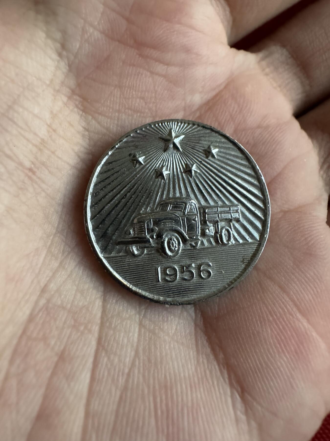 五哥徽章群   27号周六晚上八点4群联拍 铜章