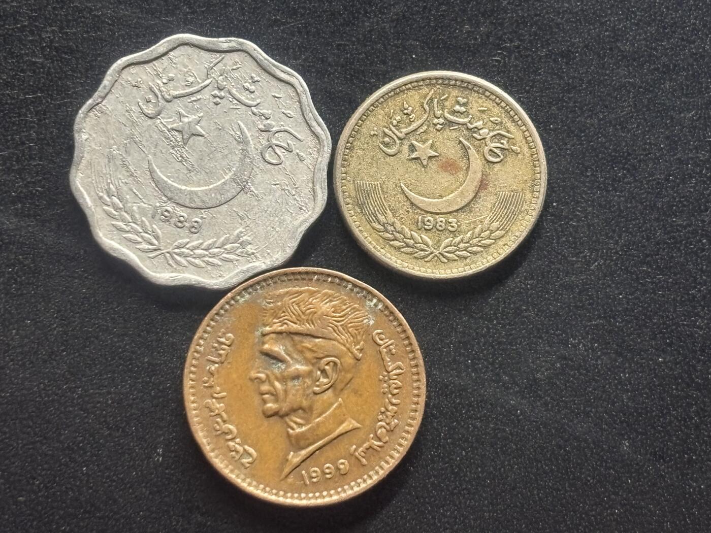 邮泉阁限时拍卖第三十八场 亚洲专场（硬币在国外。请付邮费6元。）