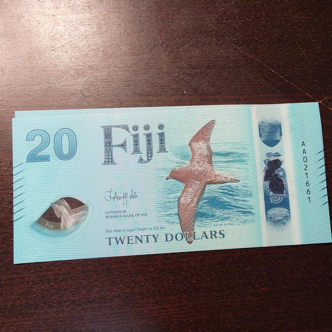 世界钱币～微拍第221期暨2025年第61期  最新货品（群里先挑剩）选购