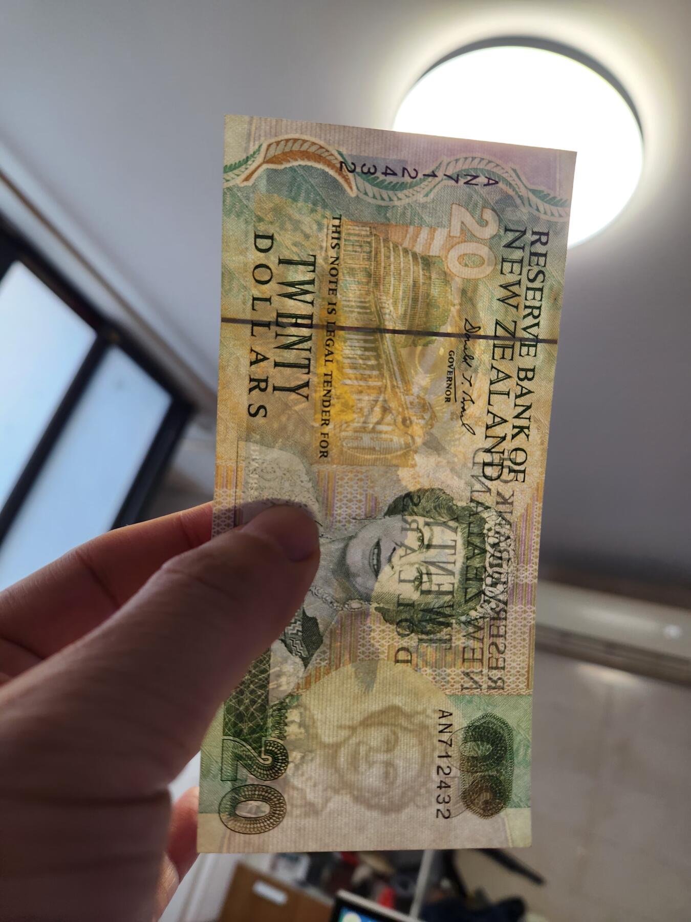 12月27号晚上8点 外国纸币自动截拍第77场