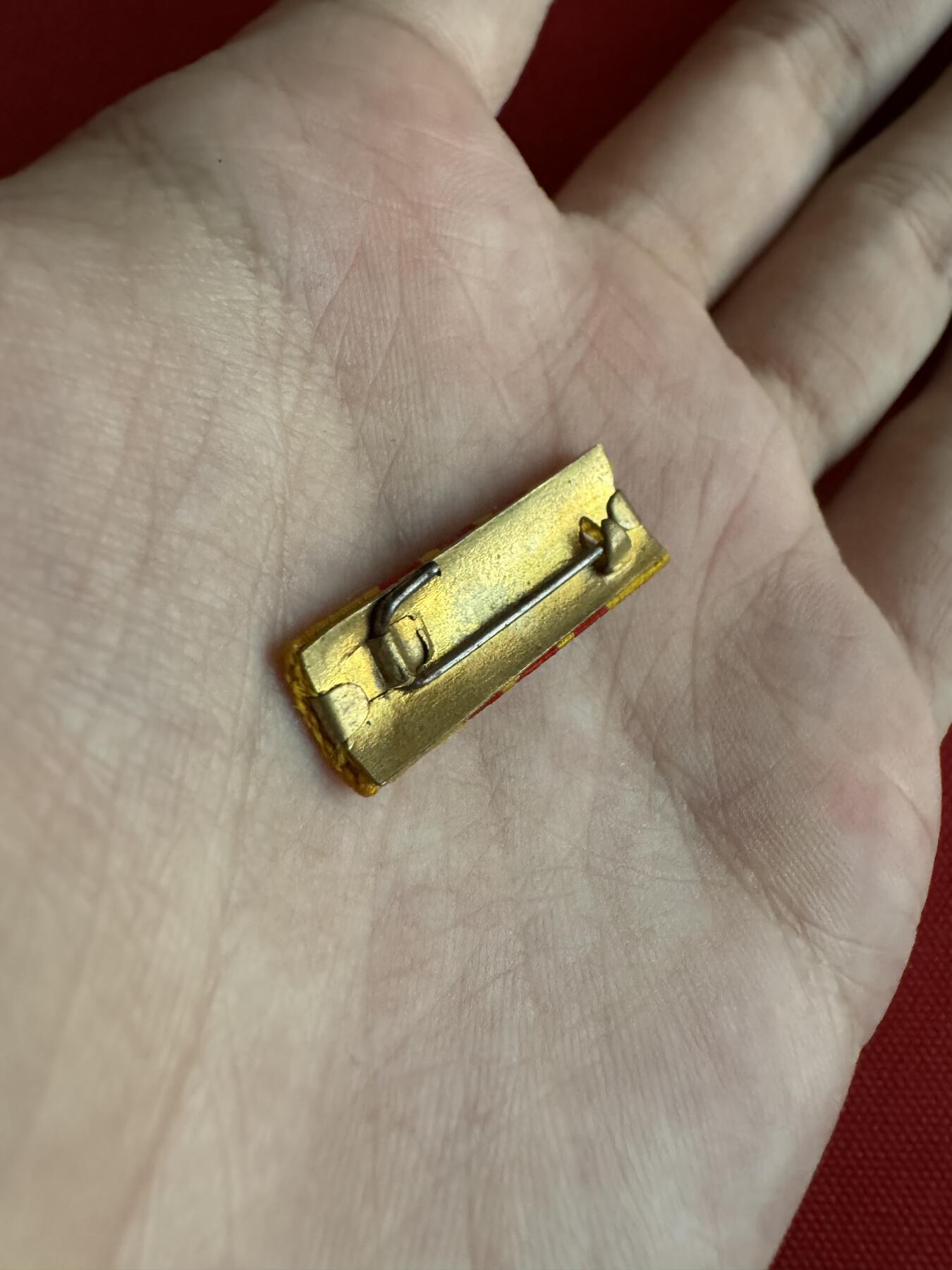 五哥徽章群   27号周六晚上八点4群联拍 略章