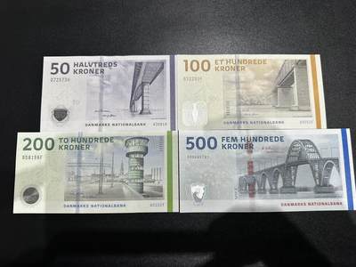 《外钞收藏家》第五百九十七期（年底收官场）（本平台长期征集拍品、欢迎藏友们联系合作） - 丹麦桥版50-500克朗 四张一起 全新UNC 其中500克朗为907百位号