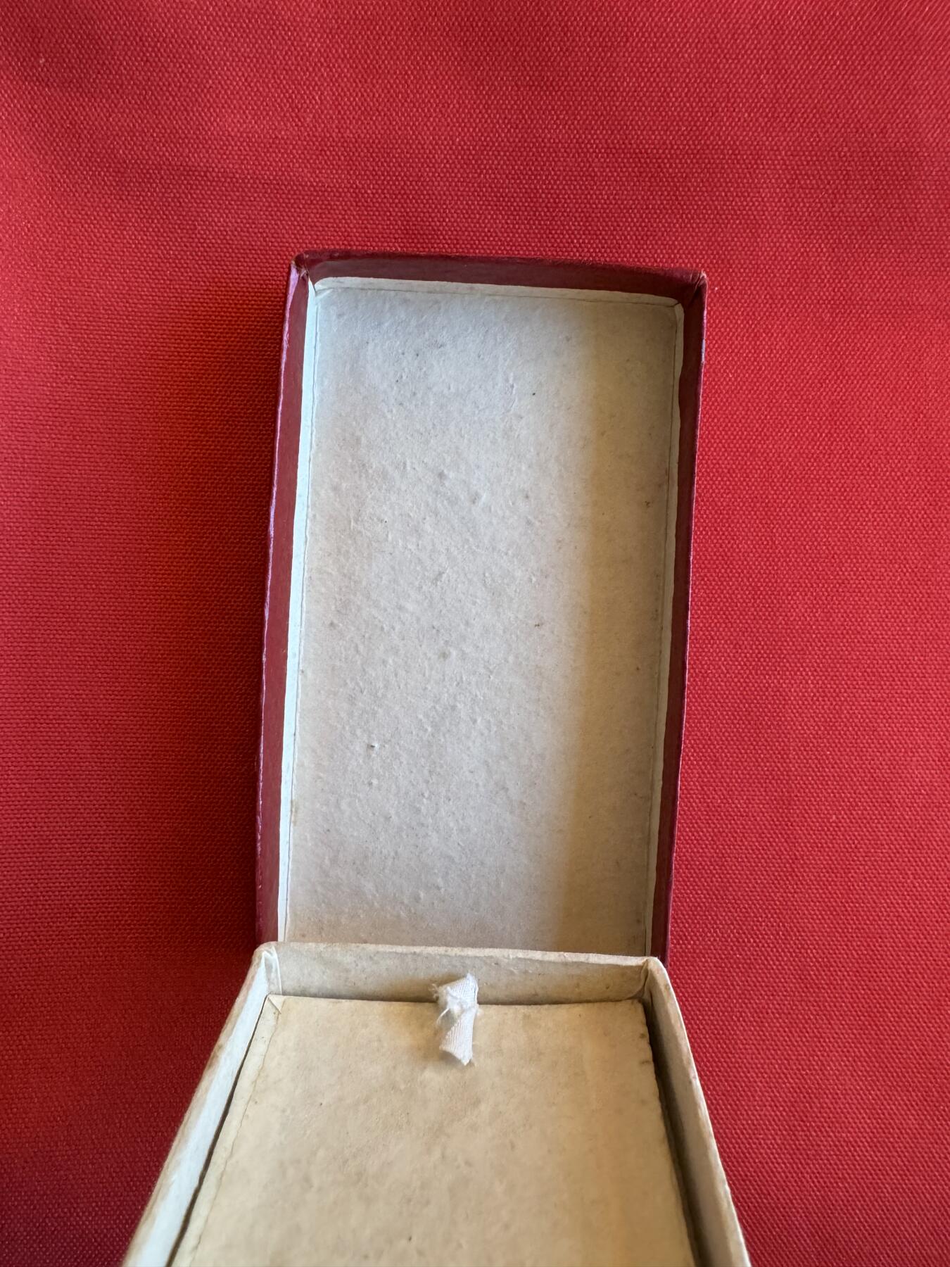 五哥徽章群   27号周六晚上八点4群联拍 铜章