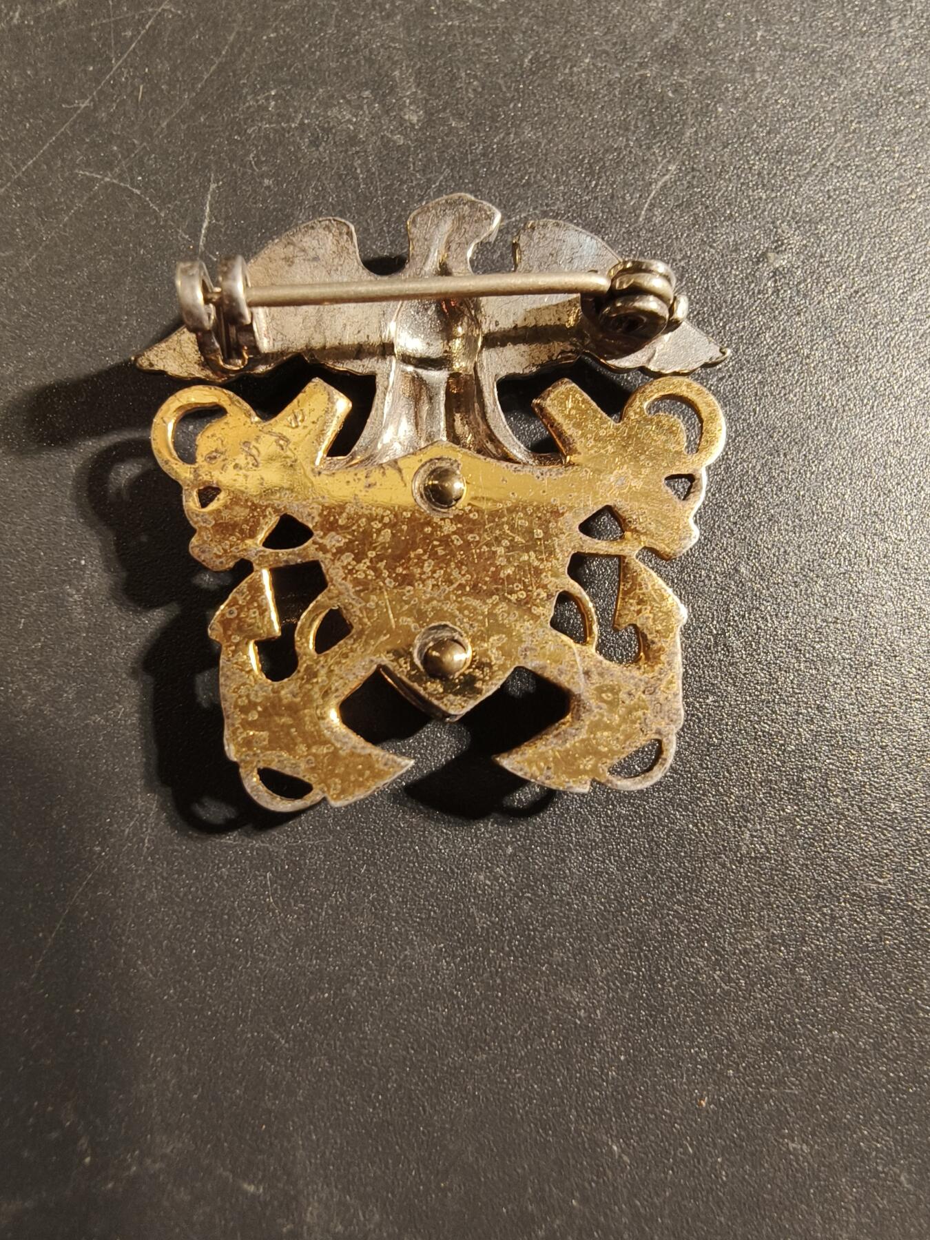 老王徽章第172期 美国海军二战船帽帽徽    横针版