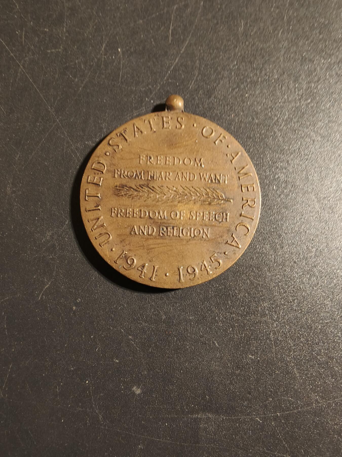 老王徽章第172期 美国二战胜利奖章   无绶带