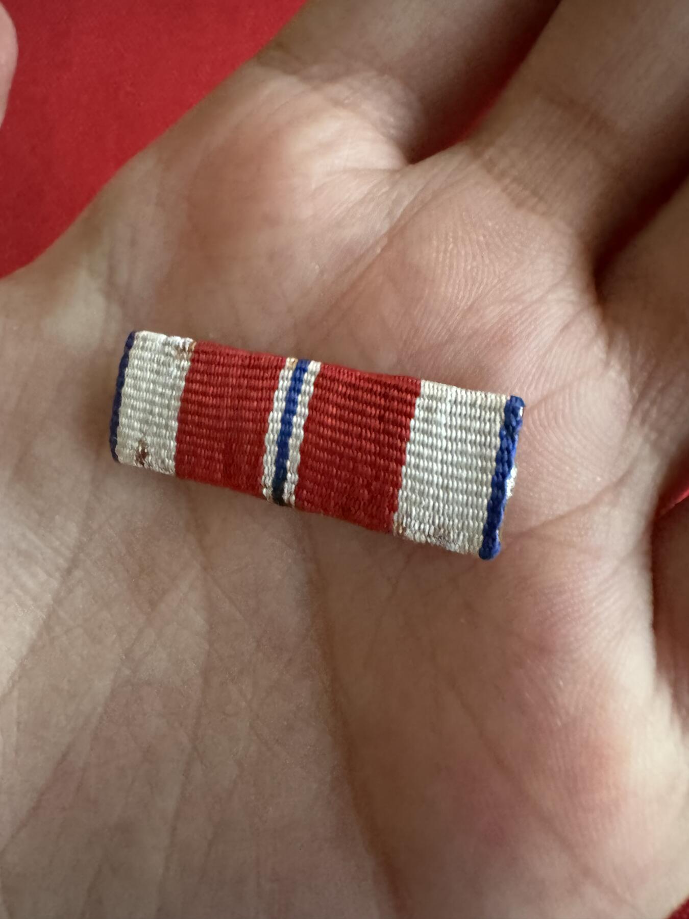 五哥徽章群   27号周六晚上八点4群联拍 略章