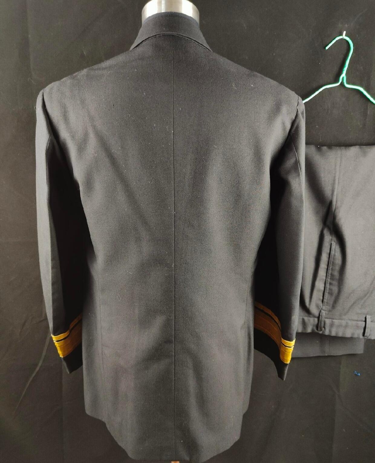 0元起拍勋章 第321期 咸鱼国勋章拍卖专场 12月28日（周日）下午6：00开始