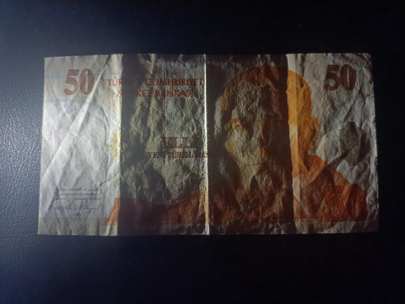 2025十二月第五期，总210期 土耳其2005版50新里拉流通品相，国父凯末尔和卡帕多卡怪石