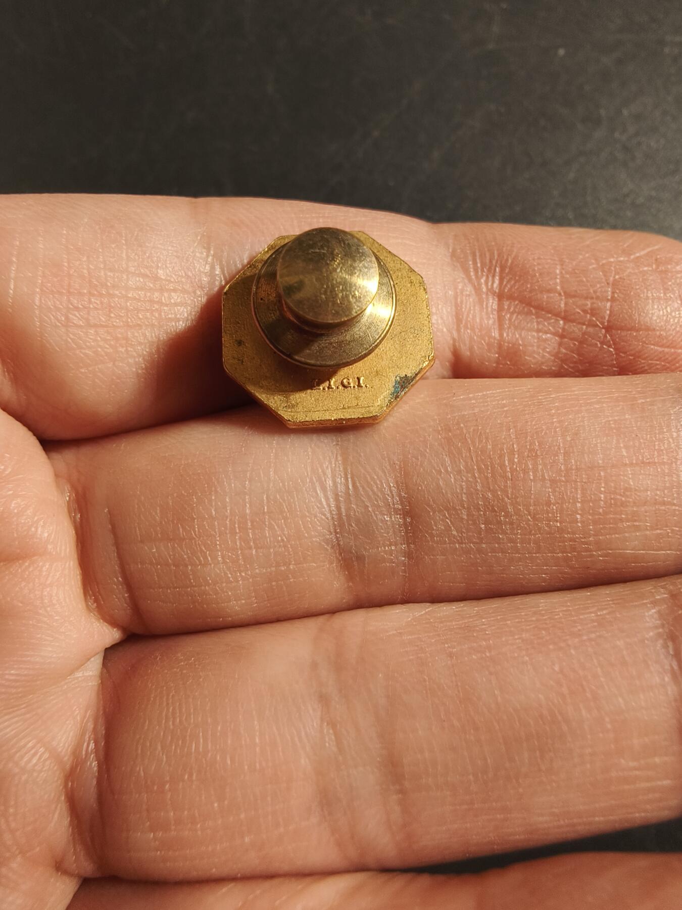 老王徽章第172期 美国联邦政府30年忠诚服务证章    带厂标