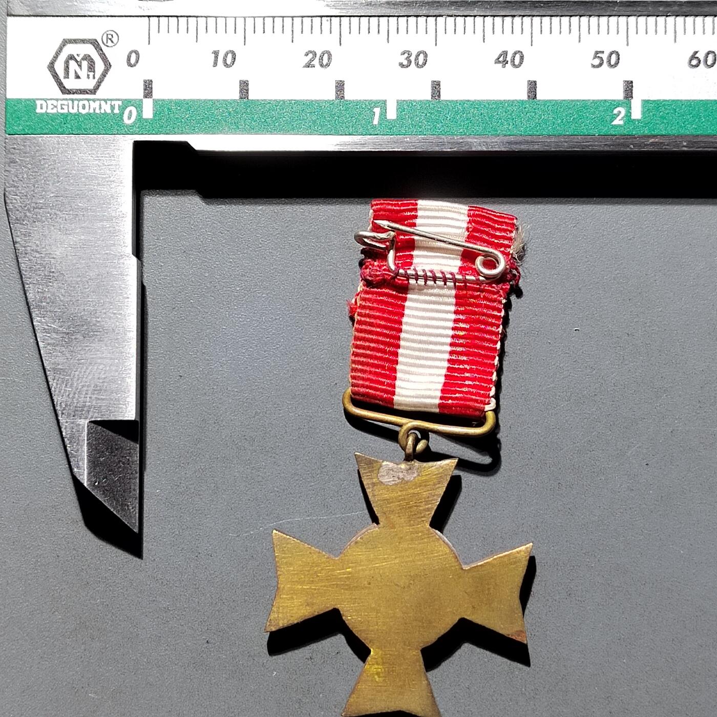 PCAI钱币  26-679  纸币证章小专场 小型章