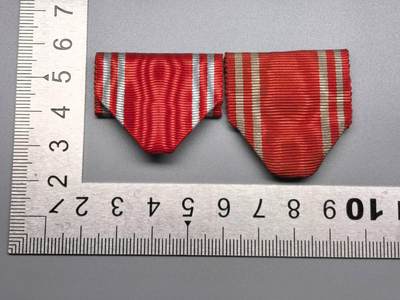 小驴勋章奖章收藏12月27日周六晚六点拍卖（珍爱和平，收藏战争，铭记历史，勿忘国耻，忠党爱国。有偿代拍，送拍规则在简介最后，参拍须阅读规则后再参拍，关系到运费包装发货时效真假辨别等关键信息，拍卖时不再发原图，看大图店主微信码在拍卖店铺介绍里） - 赤十字社绶带一对