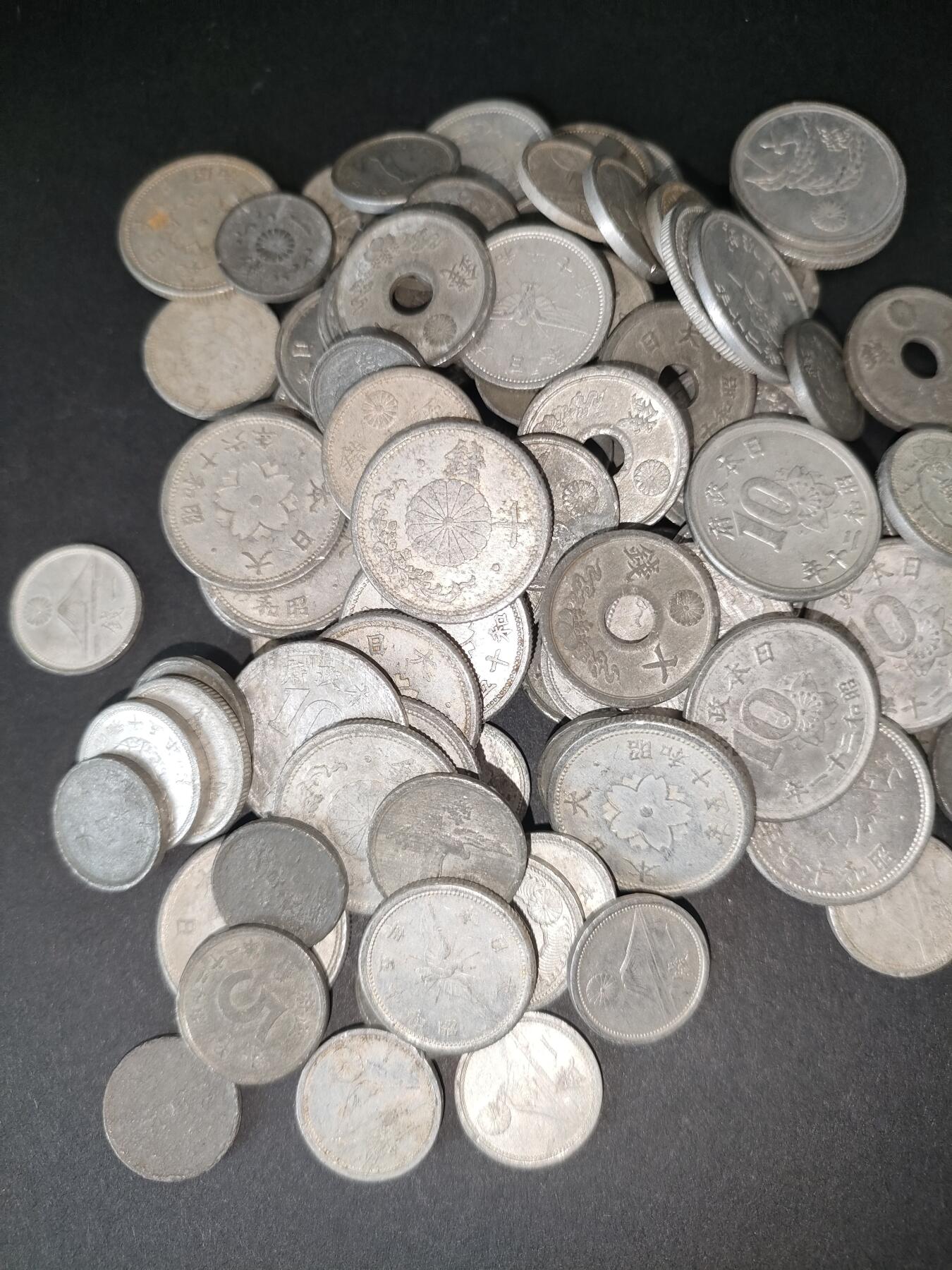 猩哥外币小铺➨【第213场】 钱币100个