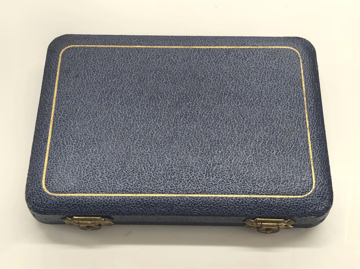 博洋堂世界钱币拍卖第154期（全场包邮） NGC PF65-68 英属南非1953年女王登基纪念套币 伊丽莎白二世 5先令~1/4便士 6银3铜 币面青年女王肖像（时年 25 岁）与本土版一脉相承 整套品相难得高分 原配绒布盒完整留存 一套集齐 无需再配 套币玩家不容错过