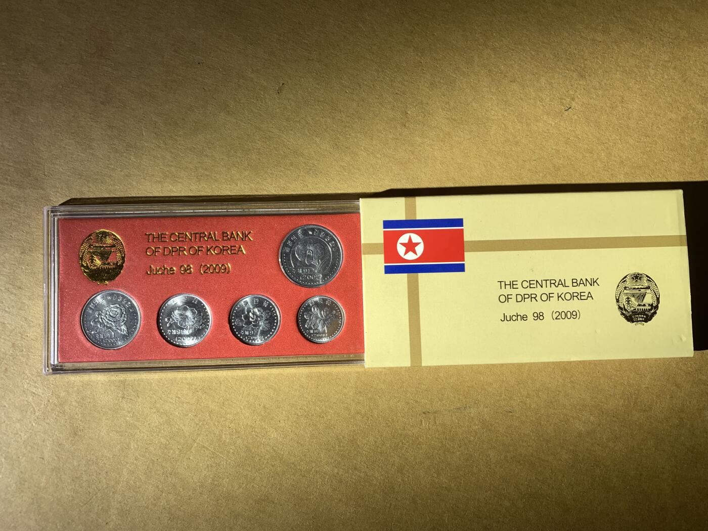 【礼羽收藏】🌏世界钱币拍卖第118期 2009年朝鲜花卉样币原盒5枚一套