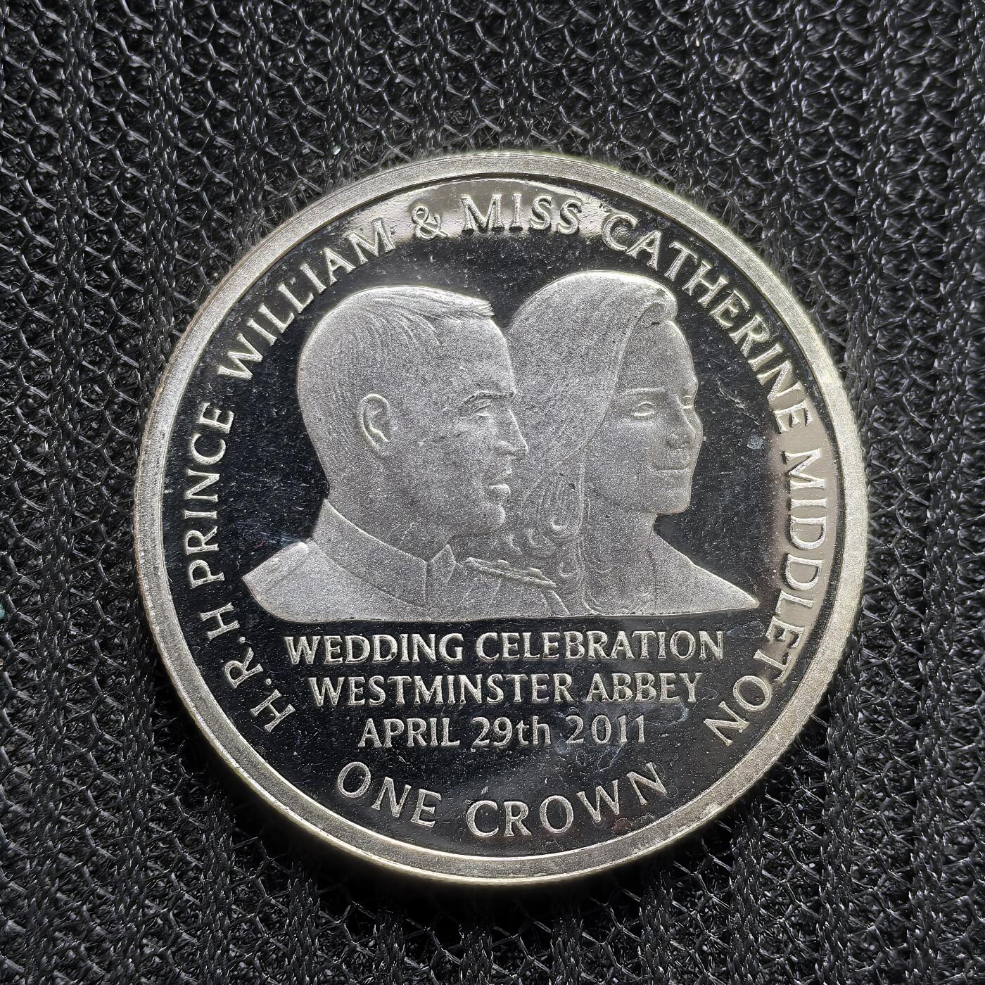 道一币馆币章第一百六十二场 原盒证 直布罗陀2011年英国威廉王子和凯特王妃世纪婚礼1克朗精制银币