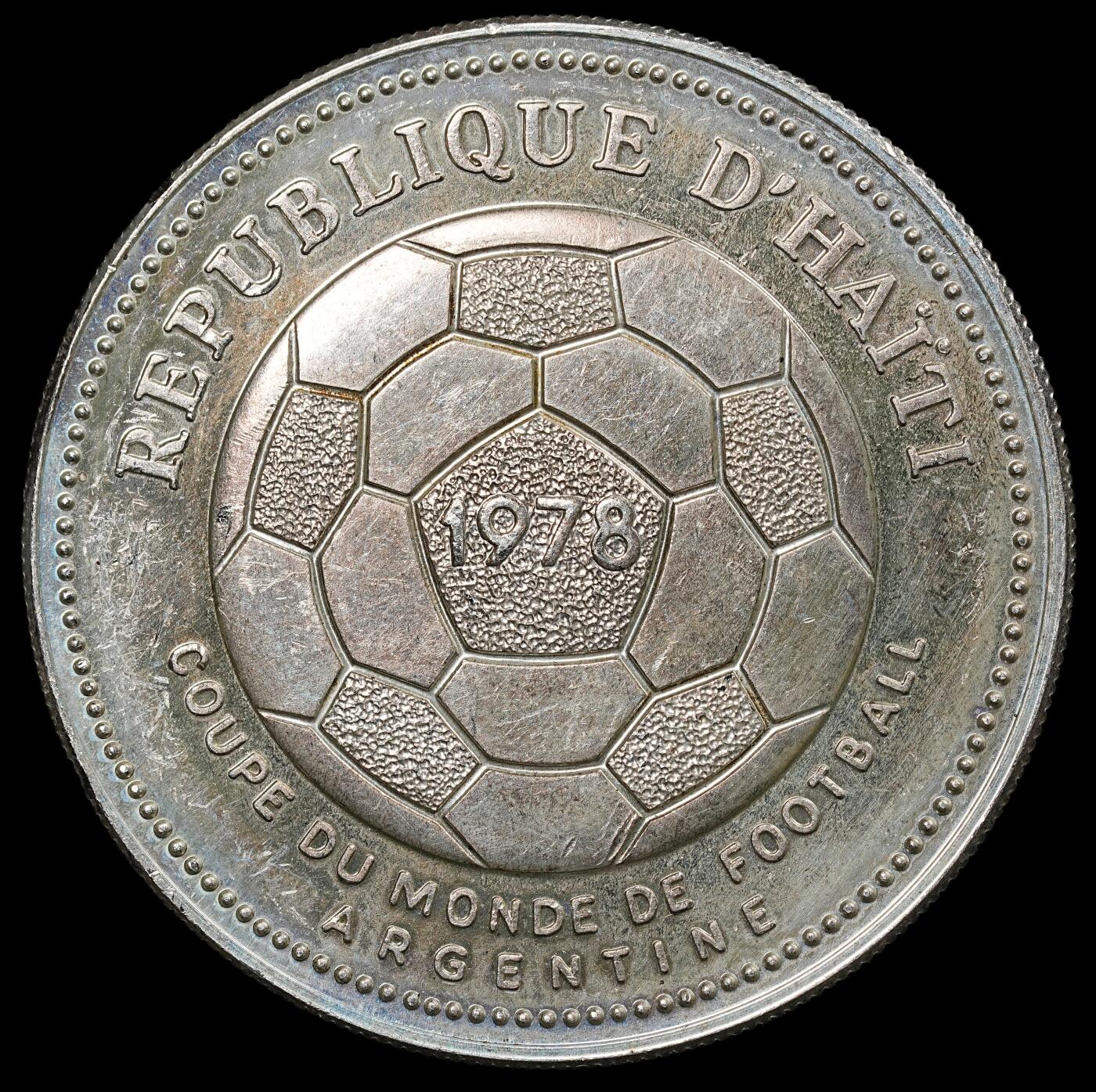 修遠堂世界钱币第九十九期 1977年海地-阿根廷世界杯纪念50古德精制银币 21.40g，925银