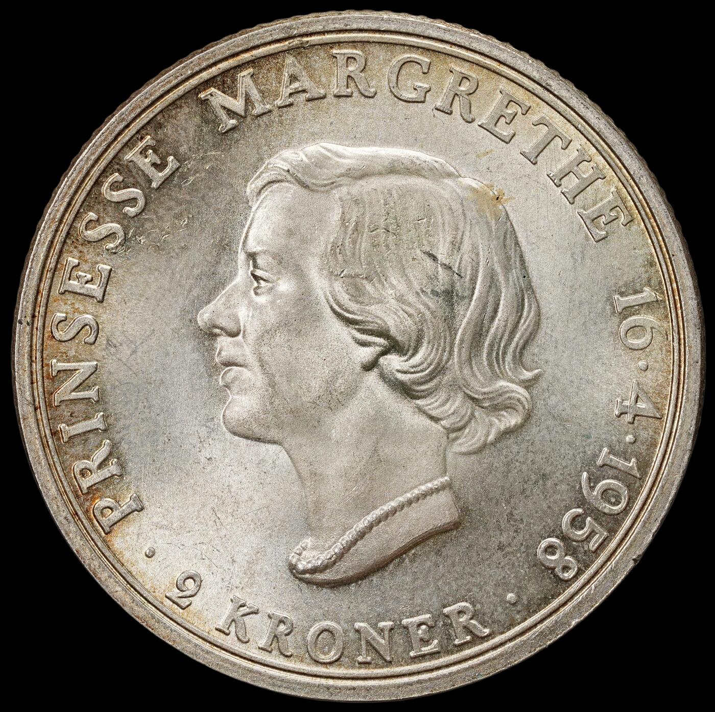 修遠堂世界钱币第九十九期 1958年丹麦玛格丽特公主18周岁纪念2克朗银币 15g，含银80%