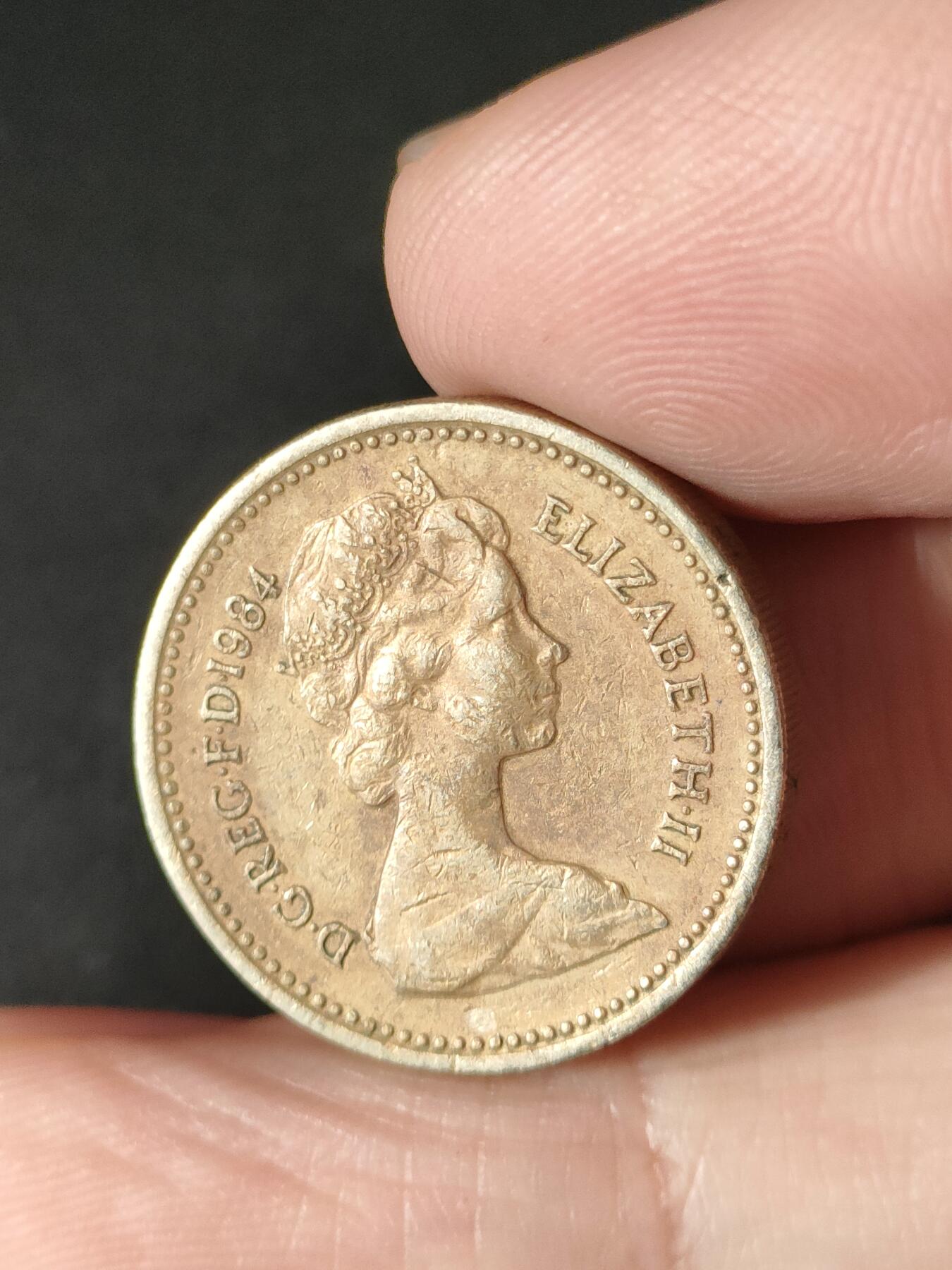 猩哥外币小铺➨【第213场】 英镑