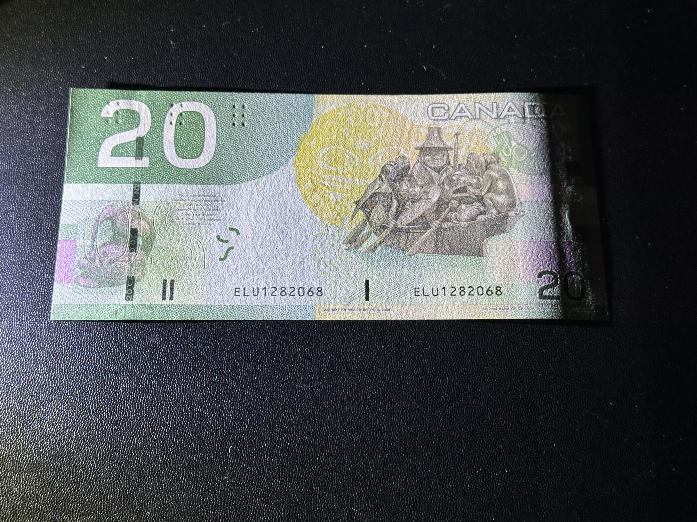 《外钞收藏家》第五百九十七期（年底收官场）（本平台长期征集拍品、欢迎藏友们联系合作） 2004年加拿大旅版20元 全新UNC 无47尾68靓号