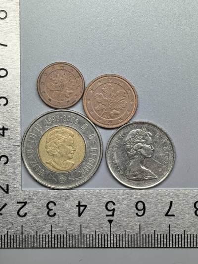 小驴勋章奖章收藏12月27日周六晚六点拍卖（珍爱和平，收藏战争，铭记历史，勿忘国耻，忠党爱国。有偿代拍，送拍规则在简介最后，参拍须阅读规则后再参拍，关系到运费包装发货时效真假辨别等关键信息，拍卖时不再发原图，看大图店主微信码在拍卖店铺介绍里） - 欧元1、2分硬币，加拿大2元25分硬币一组