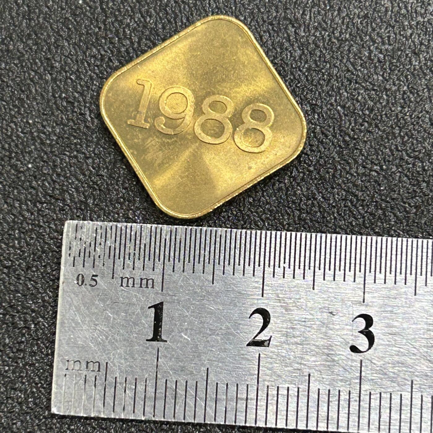 西秦中古拍卖第七十期 1988年 日本生肖龙纪念章 日本造币局造