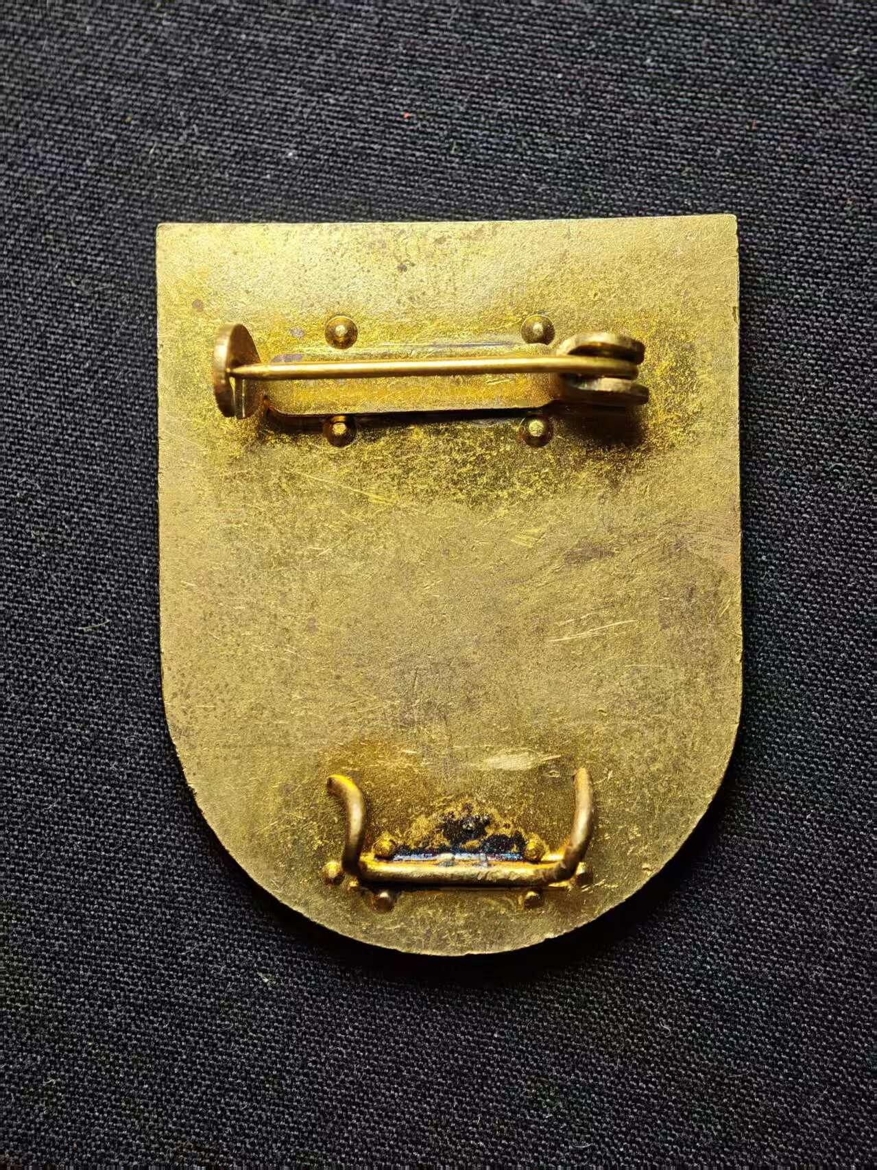 罗岚⭐爱藏⭐甄选专拍第三场-分享拍场赚佣（实体店在建中···） 民主德国民防优秀服务奖章 美品