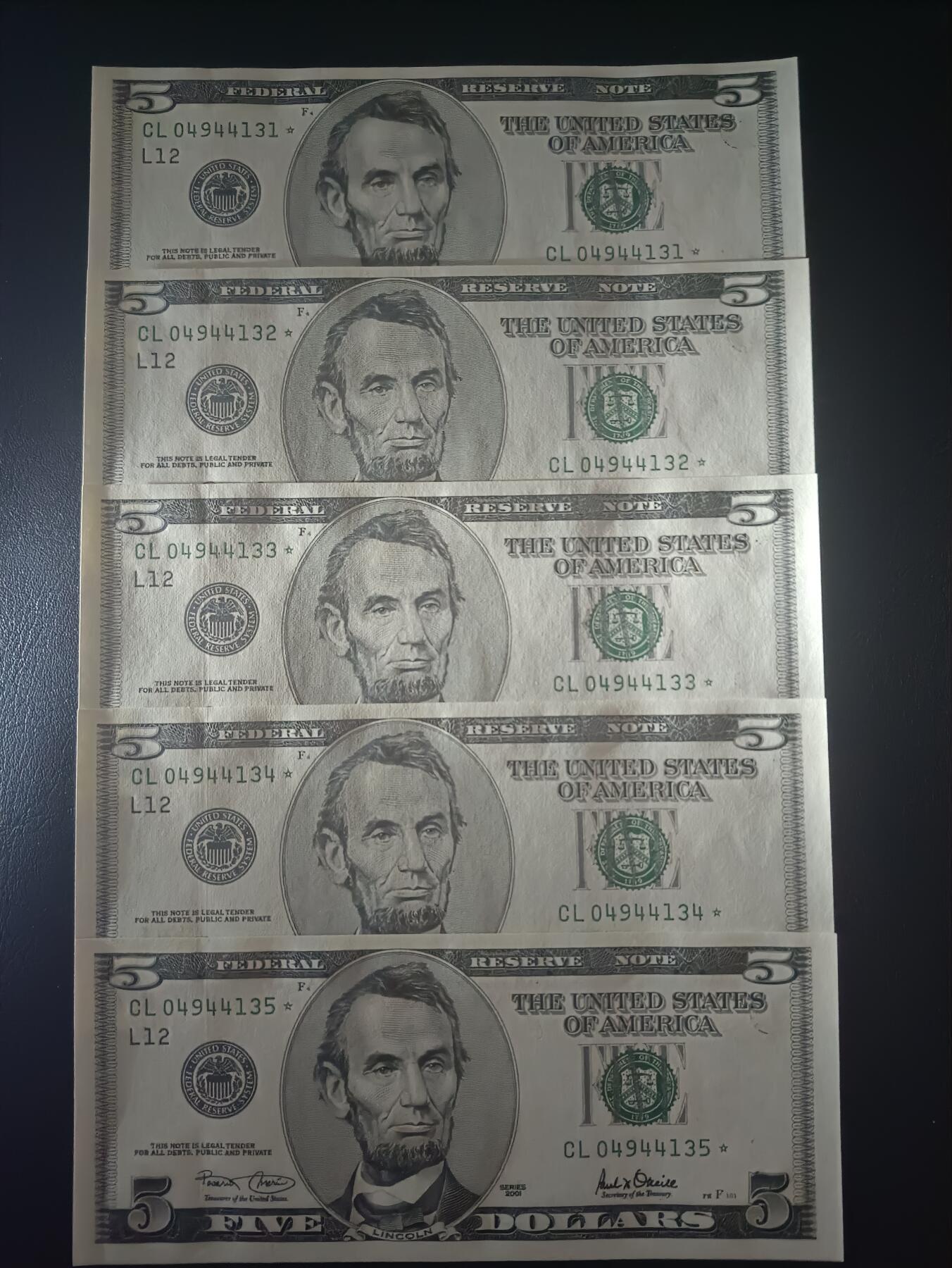 2025十二月第五期，总210期 美国2001年版5元UNC批量标五，少见星补号