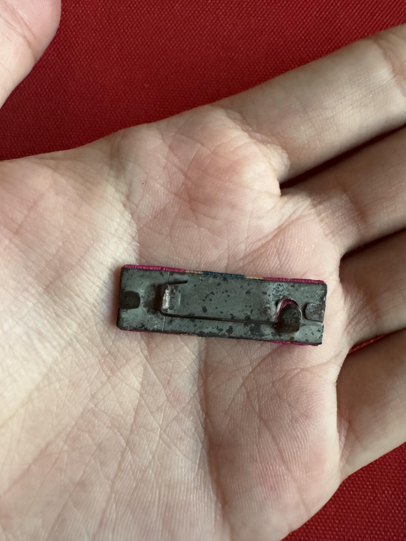 五哥徽章群   27号周六晚上八点4群联拍 略章