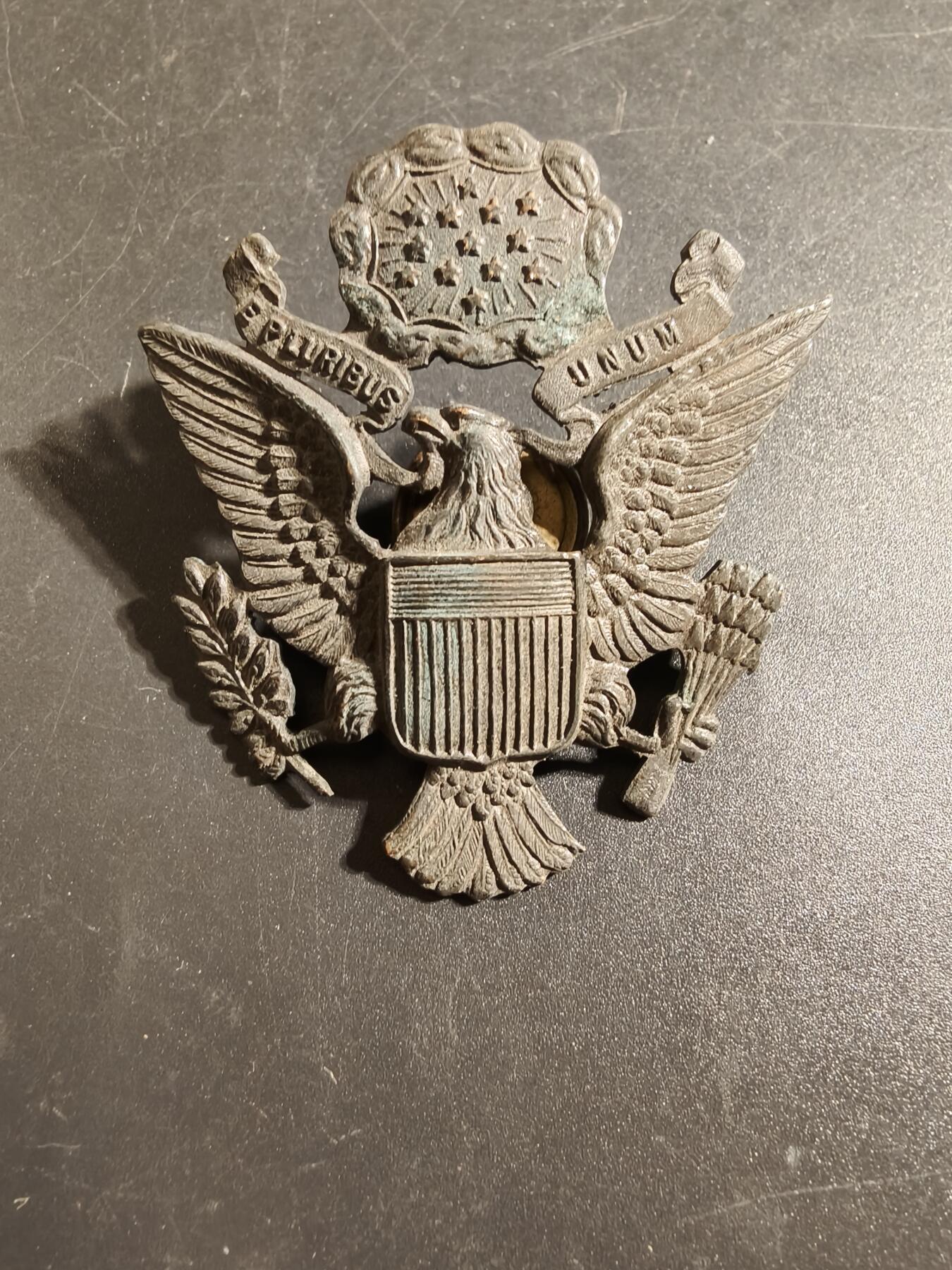 老王徽章第172期 美国空军大檐帽帽徽