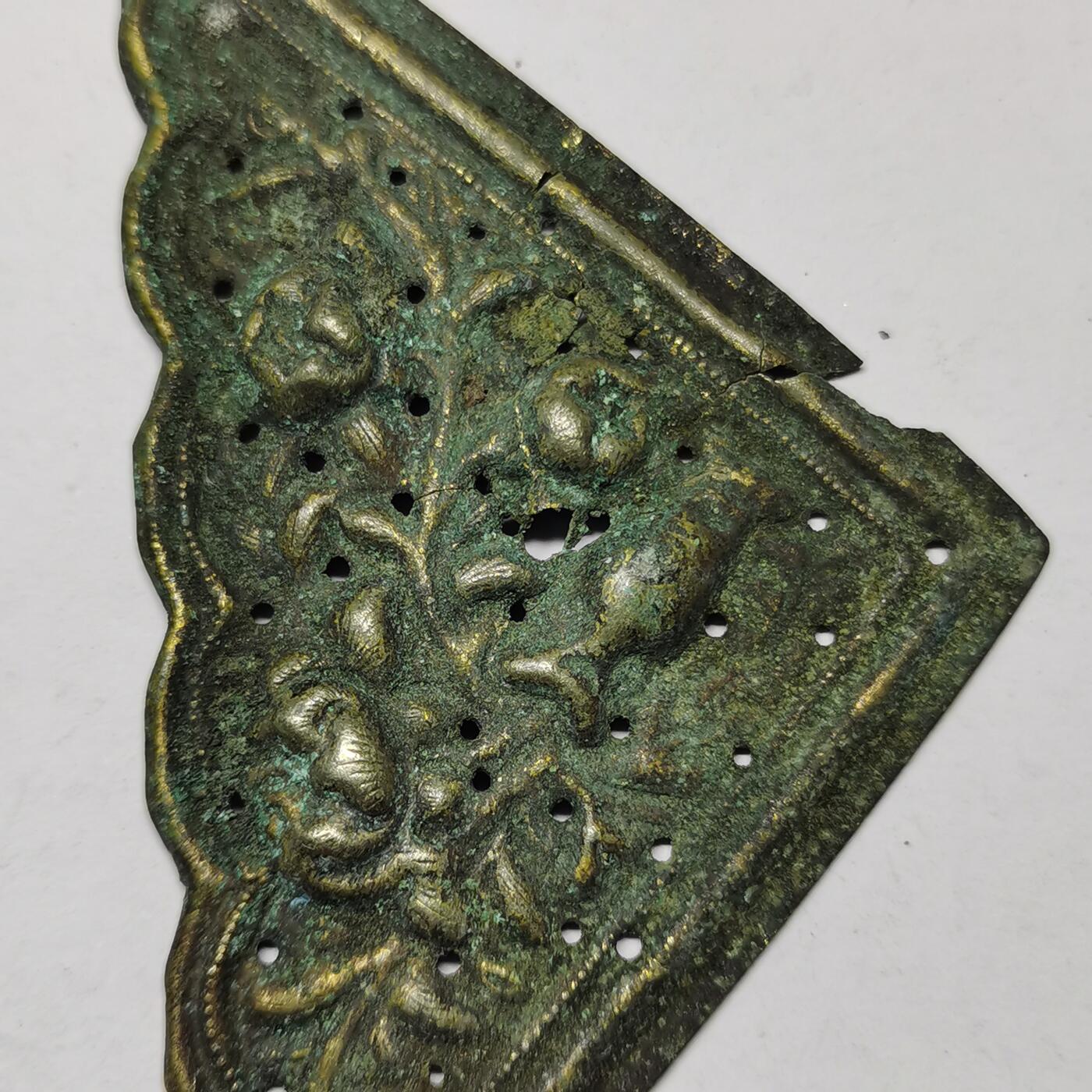 杂件专场90期 清代老银鎏金花纹边角花