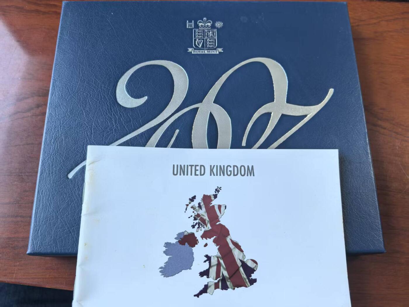 《外钞收藏家》第五百九十七期（年底收官场）（本平台长期征集拍品、欢迎藏友们联系合作）