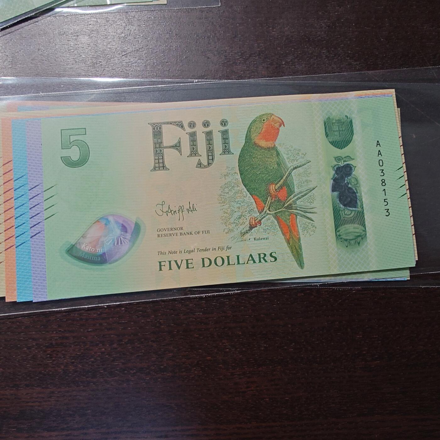 世界钱币～微拍第221期暨2025年第61期  最新货品（群里先挑剩）选购