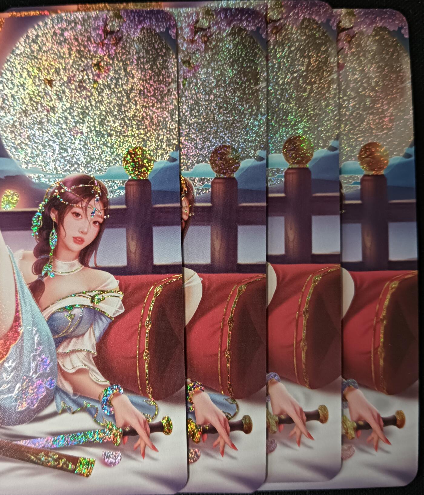 花开卡拍第53期（12月28号周日截拍，品控勿拍!!!拍品不寄存，运费5元，自制卡难免瑕疵，可能存在轻微撞角爆边等出厂瑕疵，品控介意勿拍！） 青鸾殿 天龙八部 李清露 三渐变+特藏 砂闪4张