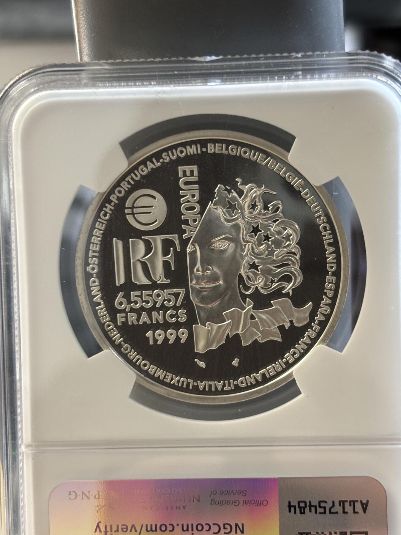 第186期拍卖 法国1999年纪念文艺复兴-古罗马建筑艺术双面值精制全新银币NGC-PF67,22.2克，925银，