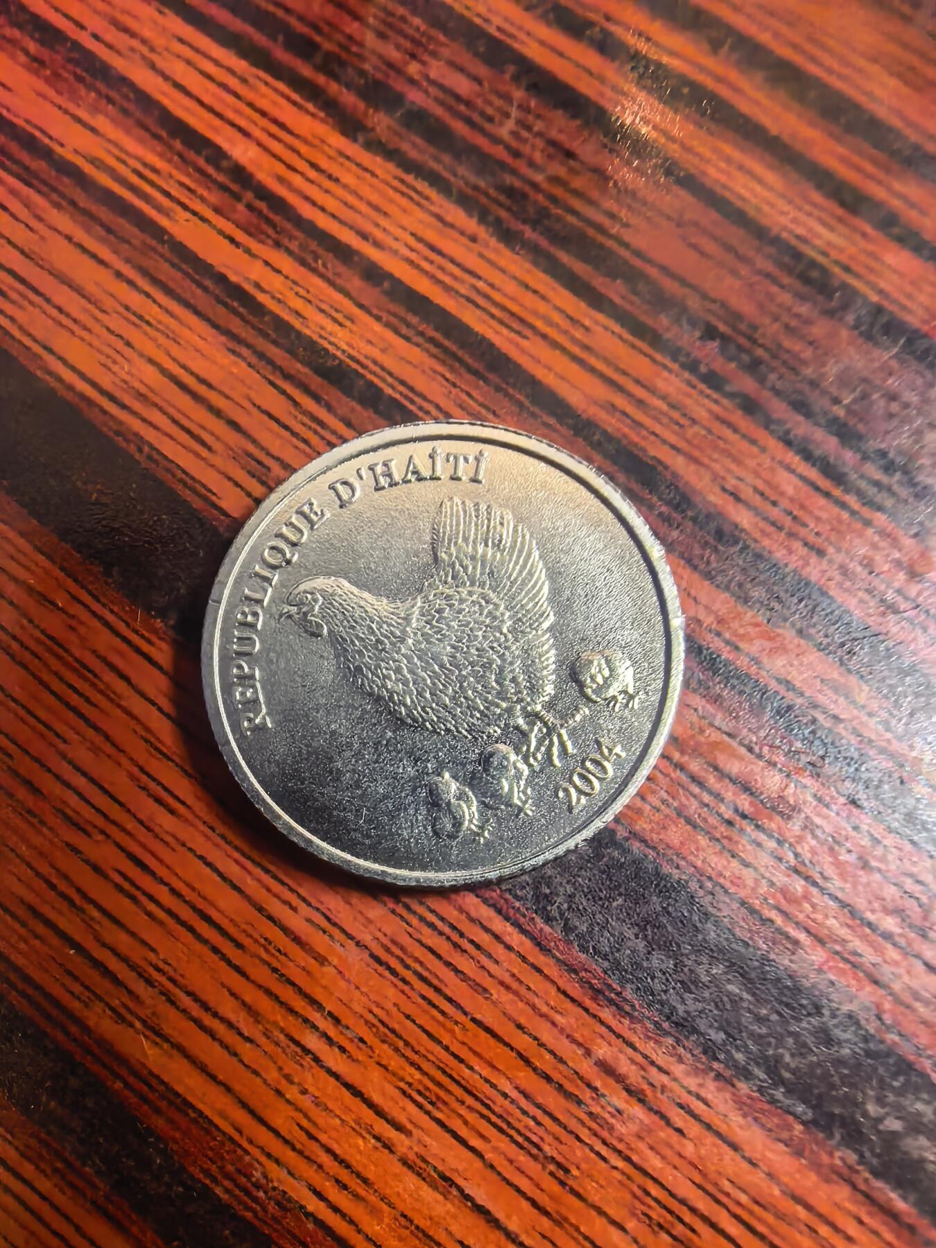 泡泡币外币四十一场可代拍15038385335微信 海地硬币