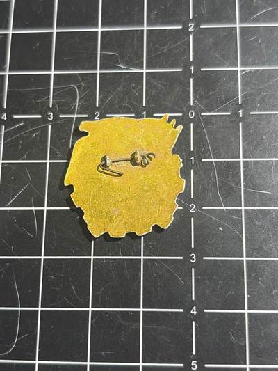 古冰库章牌勋赏收藏0起拍卖 铝制优秀团员