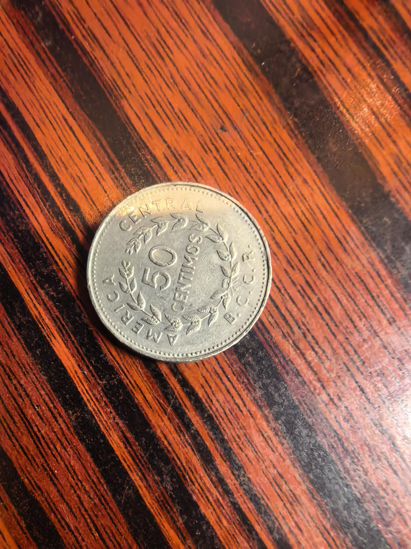 泡泡币外币四十一场可代拍15038385335微信 哥斯达黎加。