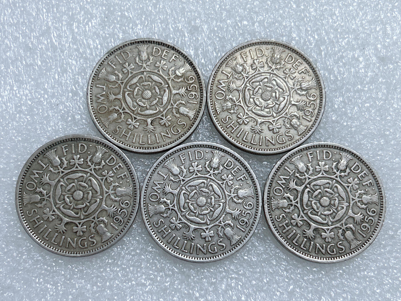 第一海外回流一元起拍收藏 散集专场  第283期 英国1956年2先令硬币 5枚