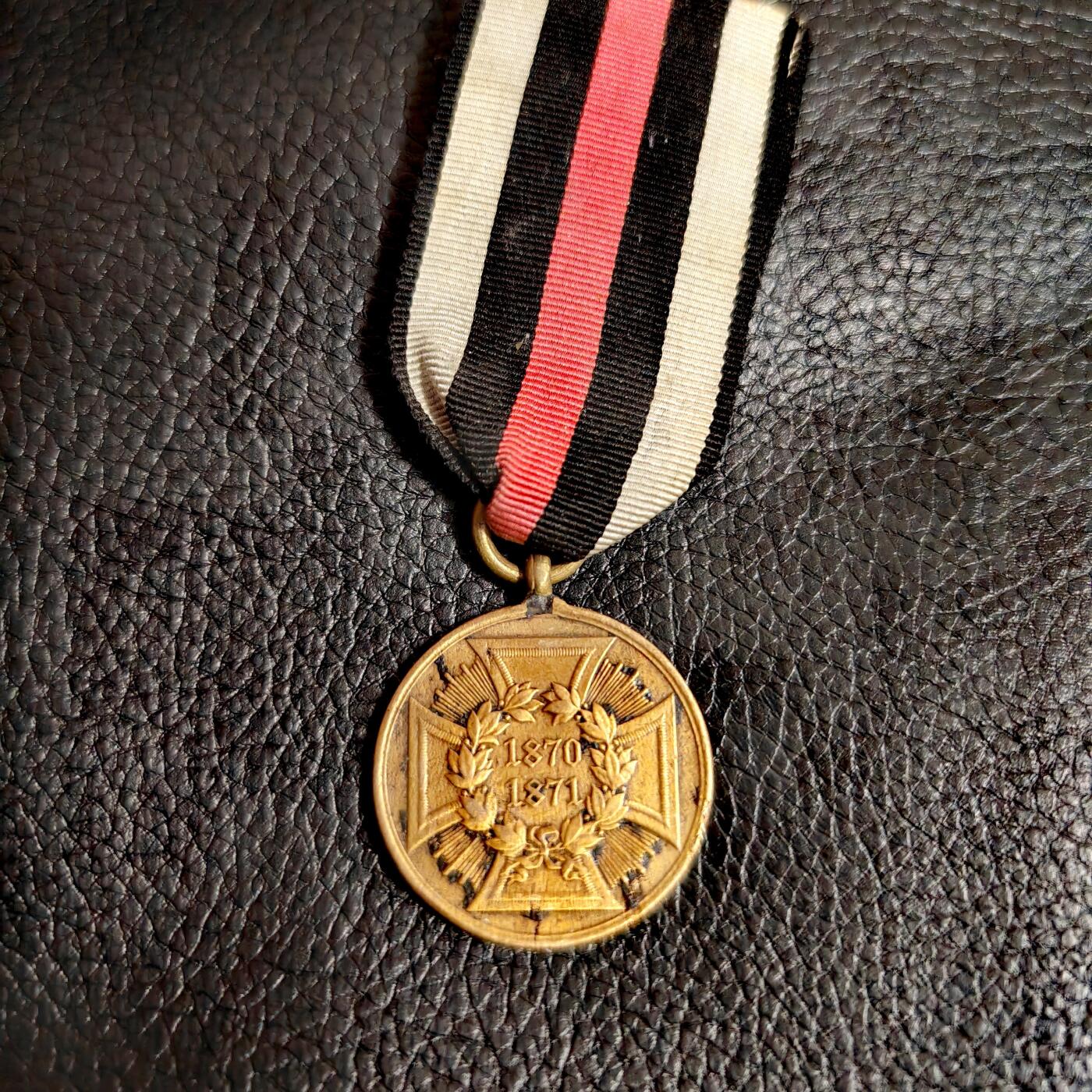 时顺第二十八拍 普鲁士1870-1871普法战争胜利奖章，战斗人员版，带边铭，用缴获的法军火炮熔铸而成