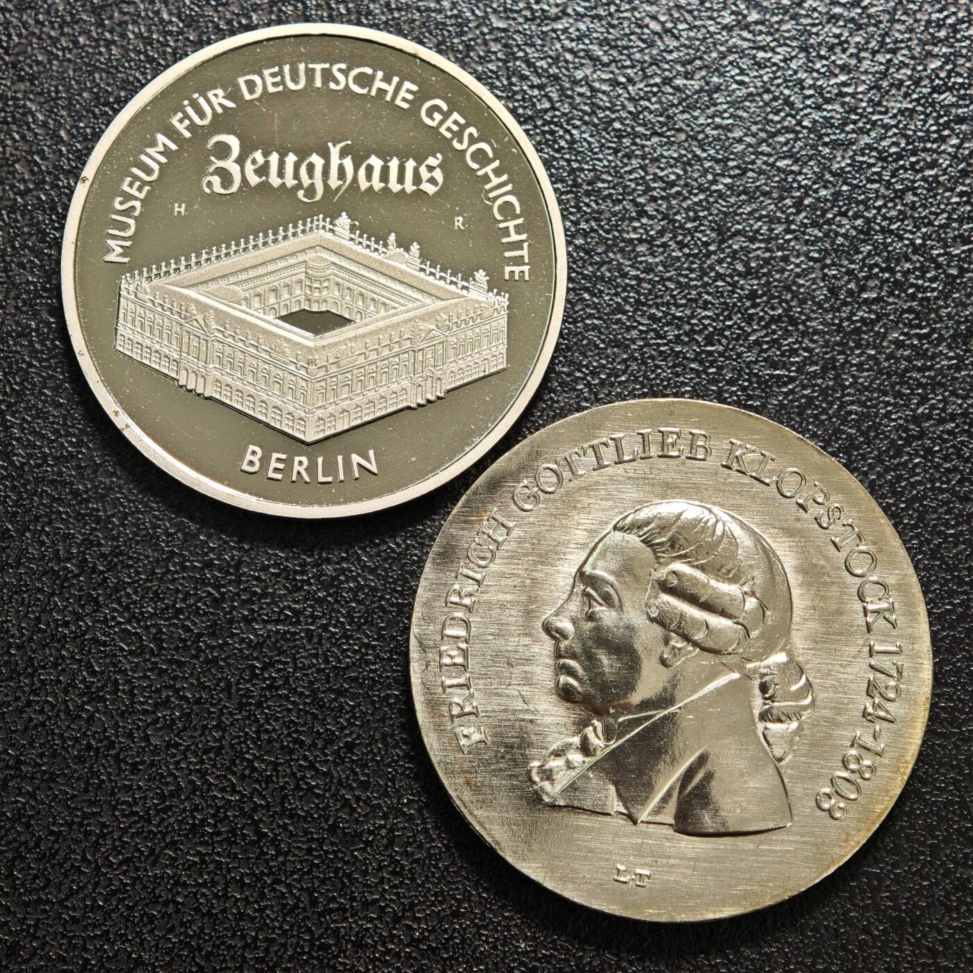 【德藏】世界币章拍卖第159期(元旦专场拍卖) 2枚一组 1990年 东德柏林历史博物馆5马克纪念镍币 1978年 东德诗人弗里德里希·戈特利布·克洛普斯托克逝世175周年5马克纪念镍币 品相极佳