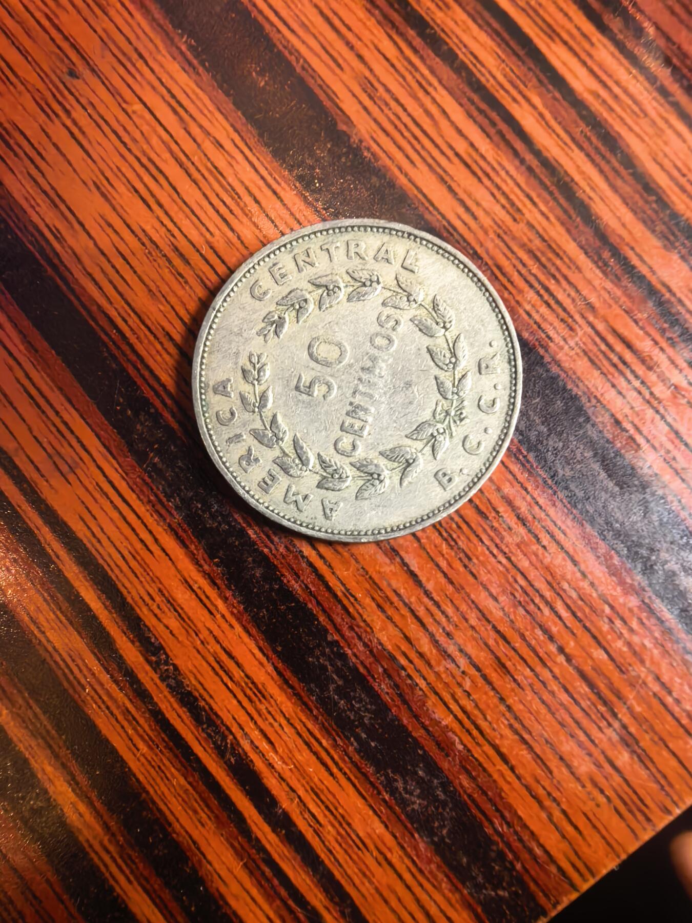 泡泡币外币四十一场可代拍15038385335微信 哥斯达黎加。